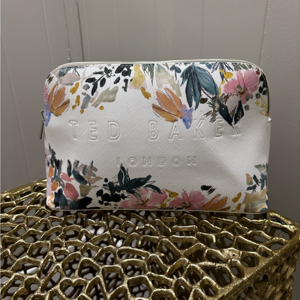 Ted Baker Floral Cosmetic Bag - White and Multicolor